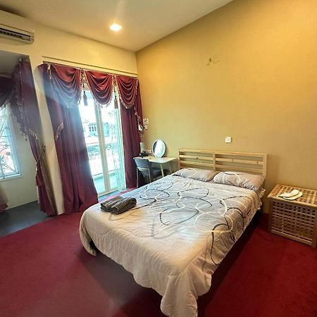Seladah Stay Kuching Exterior foto